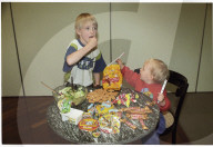 Kinder-Überraschungen in Lebensmittel-Verpackungen 1997