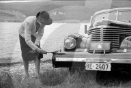 Benzinmangel in der Schweiz: Auto mit Karbid-Generator 