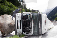 Felsbrocken knallten auf die Gotthard-Autobahn, 2006