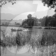 Ruderboot auf Thunersee, Ufer bei Gwatt; 1962