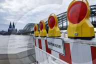 NEWS - Hochwasser auf dem Rhein