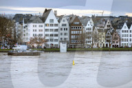 NEWS - Hochwasser auf dem Rhein