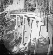 Neue Brücke der MOB bei Sendy-Sollard 1945