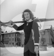 Herzogin von Alba in den Skiferien in der Schweiz