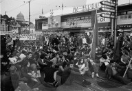 Sit-in; Protest gegen die Justiz