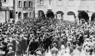Auflauf von Arbeitern im Mai 1918 in Bellinzona