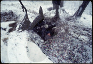 Schlafender Soldat im Freien, 1984