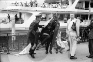 Polizei löst eine Demonstration auf, Zürich 1964