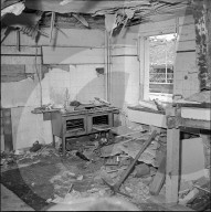 Verwüstete Küche nach Gasexplosion, Küsnacht 1952