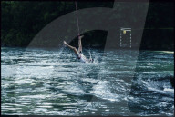 Peter Ruch, Ringiermitarbeiter beim Bungee Jumping 1990