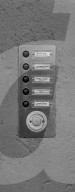 Türklingelknöpfe an Personalhaus für Tibeter Arbeiter, Rikon 1967