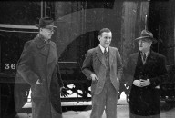 WK 2: die Wirtschaftsdelegation der Alliierten, Ankunft in Les Verrières, 1945