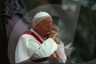 Papstbesuch Schweiz 1984, Johannes Paul II., betend