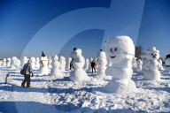 FEATURE - Papa Schneemann und seine Kinder
