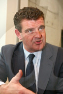 Peter Spuhler kauft die Aebi Holding, 2006