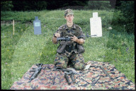 Karine Schaller, Leutnant beim Instruieren, 1998