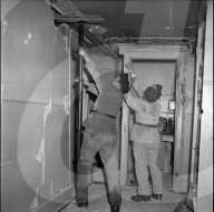 Sicherung einer verwüsteten Dachwohnung nach Gasexplosion, Bern 1952