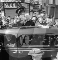 Parade mit Heilsarmee-General Carpenter in Zürich, 1945