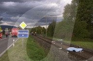 Tod zweier Knaben auf Moped bei Bahnübergang Oberentfelden, 2004