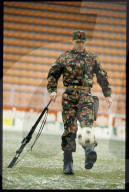 Neue Uniformen für die Schweizer Armee, Vorführung 1984