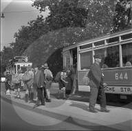 Pfadfinder an Tramhaltestelle; 1939