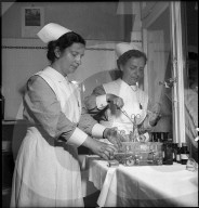 Griechische Krankenschwestern lernen den Umgang mit Tuberkulose 1949