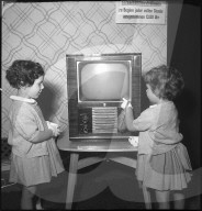 Radio- und Fernsehausstellung: Fernsehgerät, 1952