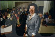 Ursula Koch hält eine Tagung mit städtischen Hauswarten 1986