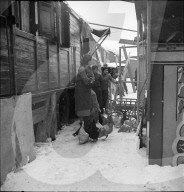 Jenische Frau mit Kindern, 1942