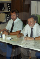 Christoph Grenacher und Fridolin Luchsinger an Blick-Redaktionssitzung, 1993