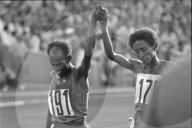 Olympische Spiele Moskau 1980: 5000m-Final; Miruts Yifter und Suleiman Nyambui
