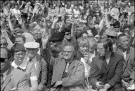 Erste Glarner Landsgemeinde mit Frauenbeteiligung 1972