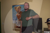 Michael Felder in seiner Zelle, 2004