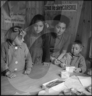 Quarantäne-Lager für Auslandschweizer in Neuenburg 1945
