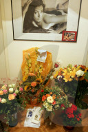 Antonella Lama: Erinnerungsecke in der Wohnung der Eltern, 2005