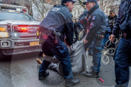 NEWS - New York: Tumult an Demo gegen Ausschaffung
