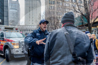 NEWS - New York: Tumult an Demo gegen Ausschaffung