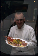 Tom Sleigh mit angerichtetem Jersey Lobster