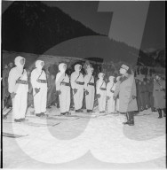 General Henri Guisan besucht Soldaten; 1943