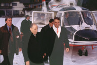 François Mitterrand und Adolf Ogi treffen in Kandersteg ein