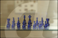Antike Schachfiguren aus Glas
