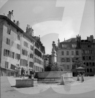 Genf: Place du Bourg-de-Four; 1943