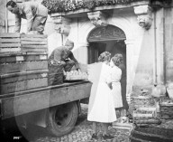 Obst und Gemüse für Soldaten an der Grenze, 1942