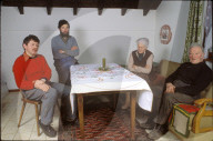 Fall Musey: Familie Burkhalter am Tisch