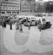 Benzinmangel; Automotoren mit Holzgas betrieben; 1943
