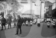 Militär bei Fronleichnam-Prozession in Freiburg 1941