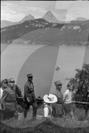 Bundesfeier mit Gesamt-Bundesrat und General Guisan,  Aufstieg zum Rütli; 1941
