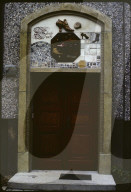 Dekorierter Hauseingang in Gera 1987
