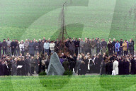 EINE BUCHE  FÜR JEDES OPFER