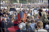 Sarg eines Opfers des Augustputsches in Moskau, 1991